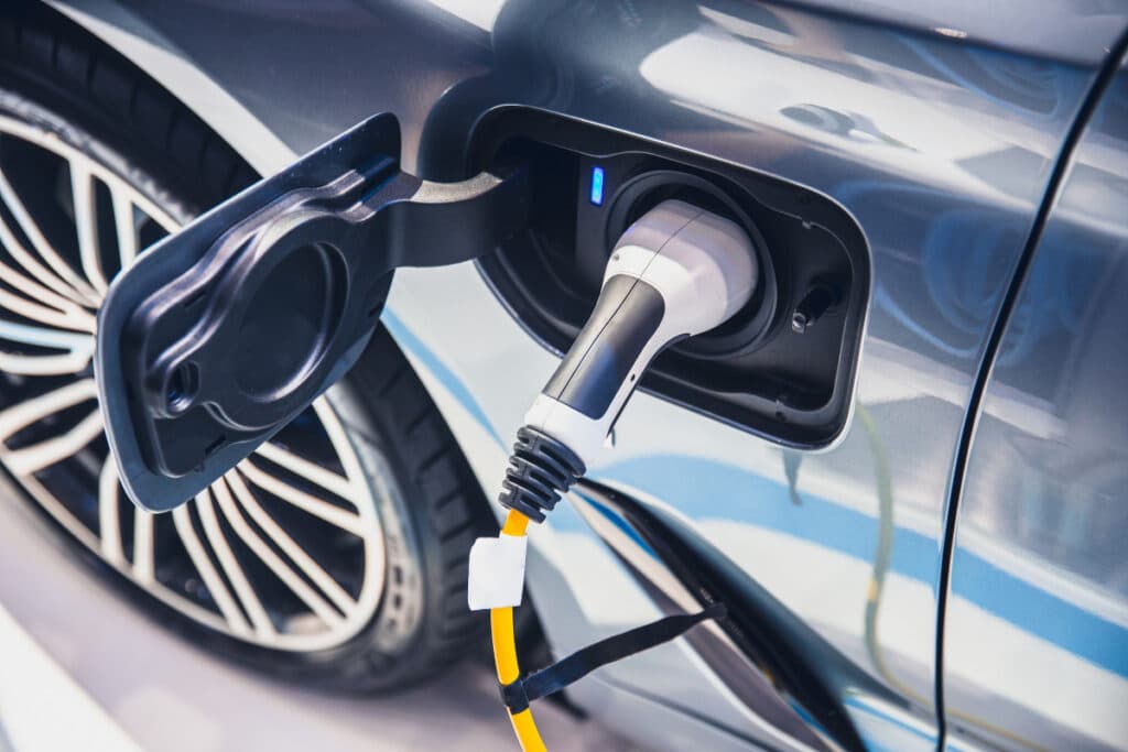 Optimize Your Electric Ride with EV Calculator: Learn How to Utilize It!| DroneQuote